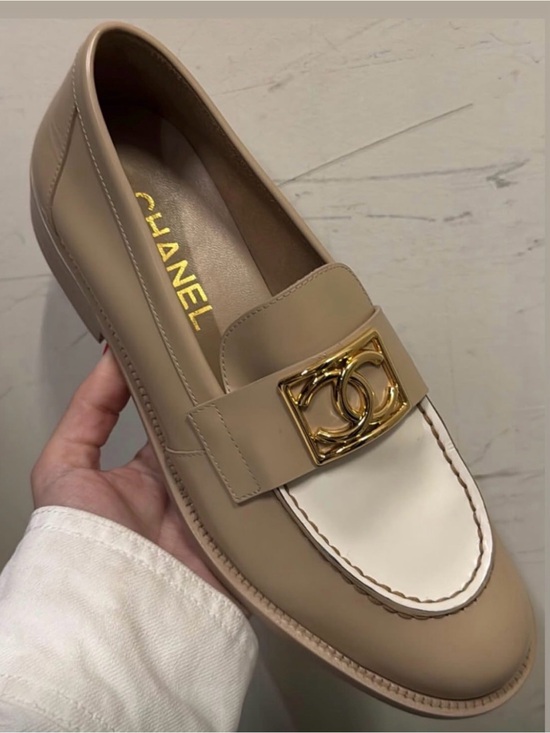 CHANEL Shoes - CHANEL Beige Loafers with Gold Detail size 38
